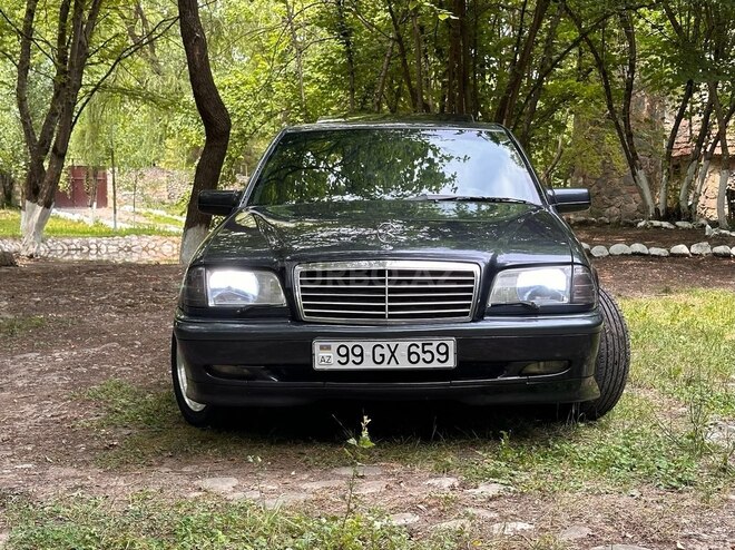 Mercedes C 220 d 2000, 315,000 km - 2.2 l - Bakı