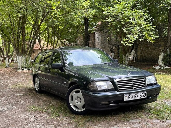 Mercedes C 220 d 2000, 315,000 km - 2.2 l - Bakı