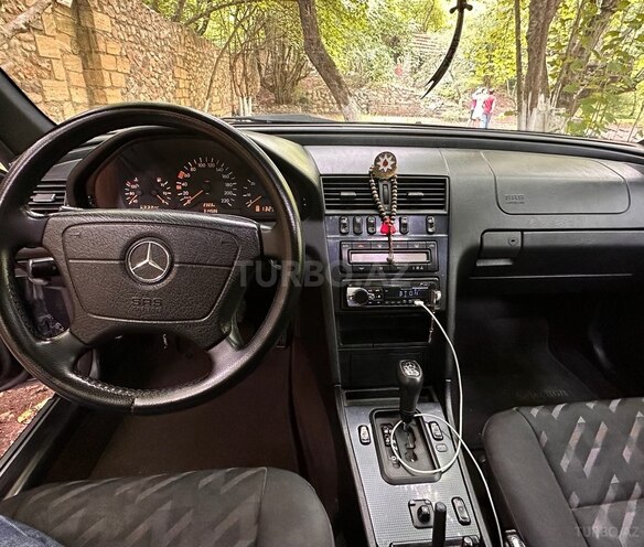Mercedes C 220 d 2000, 315,000 km - 2.2 l - Bakı