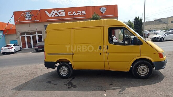 Ford Transit 1999, 760,297 km - 2.5 l - Quba