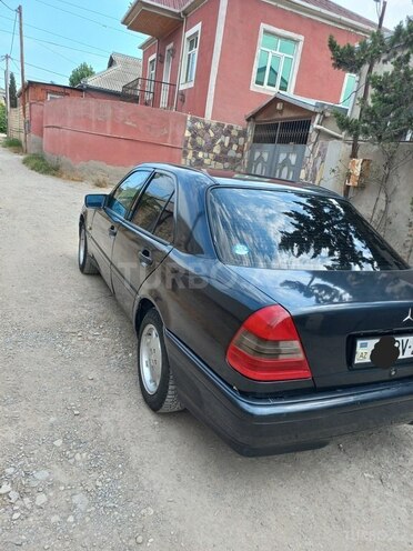 Mercedes C 200 1995, 256,000 km - 2.0 l - Bakı