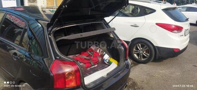 Toyota Corolla 2006, 265,262 km - 1.4 l - Bakı