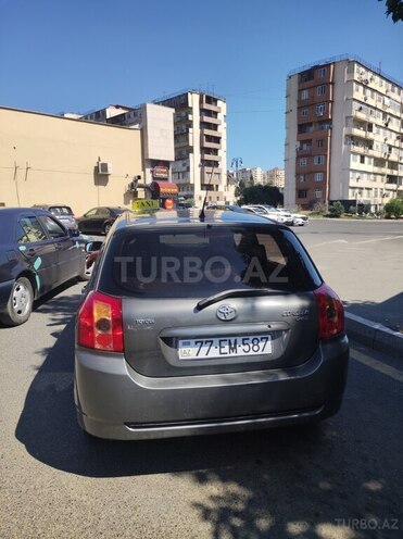 Toyota Corolla 2005, 270,000 km - 1.4 l - Bakı