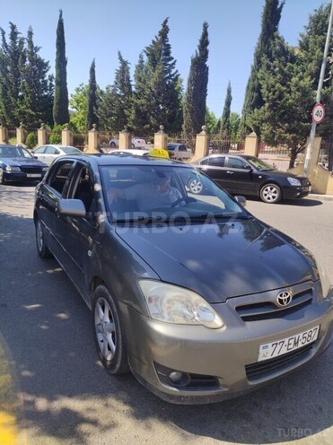 Toyota Corolla 2005, 270,000 km - 1.4 l - Bakı