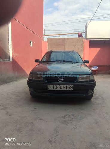 Opel Astra 1995, 326,260 km - 1.6 l - Bakı