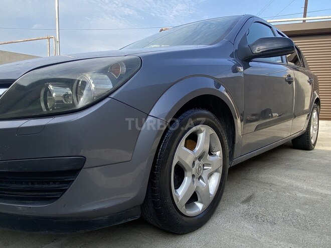 Opel Astra 2006, 282,000 km - 1.3 l - Bakı