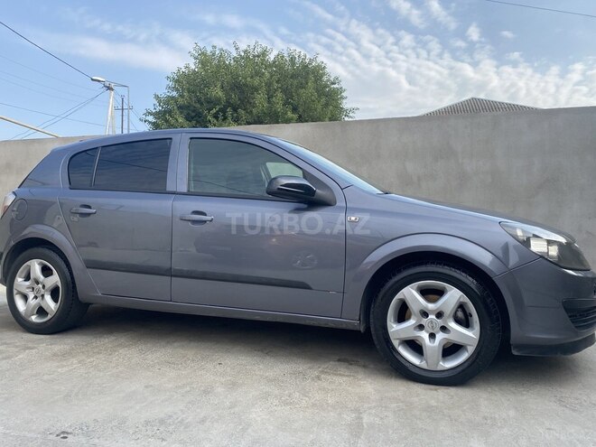 Opel Astra 2006, 282,000 km - 1.3 l - Bakı
