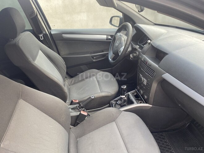 Opel Astra 2006, 282,000 km - 1.3 l - Bakı