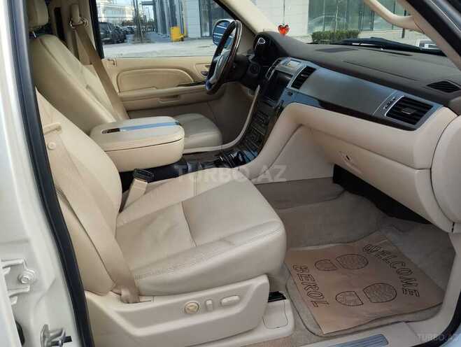 Cadillac Escalade 2008, 212,000 km - 6.2 l - Bakı