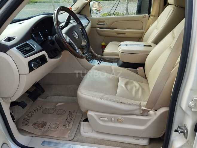 Cadillac Escalade 2008, 212,000 km - 6.2 l - Bakı