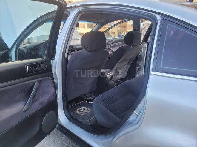 Volkswagen Passat 2001, 211,000 km - 1.8 l - Bakı