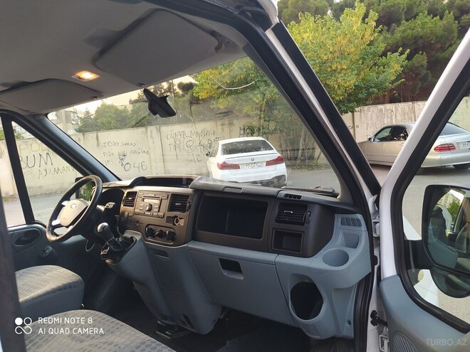 Ford Transit 2010, 165,000 km - 2.2 л - Bakı
