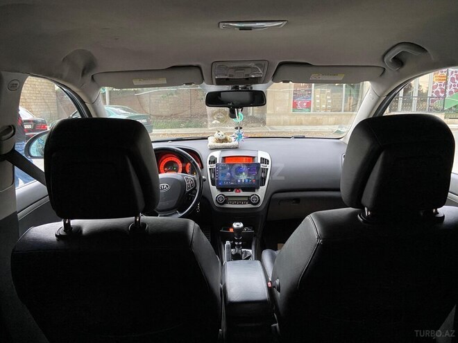 Kia Ceed 2008, 323,000 km - 1.6 л - Gəncə