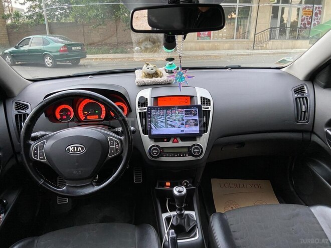 Kia Ceed 2008, 323,000 km - 1.6 л - Gəncə