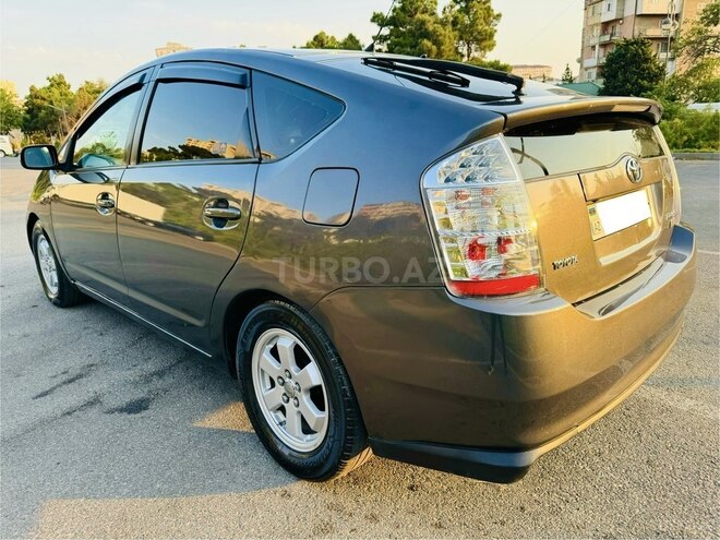 Toyota Prius 2009, 195,000 km - 1.5 л - Bakı