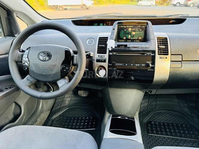 Toyota Prius 2009, 195,000 km - 1.5 л - Bakı
