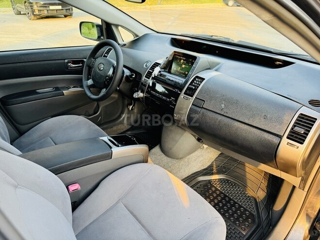 Toyota Prius 2009, 195,000 km - 1.5 л - Bakı