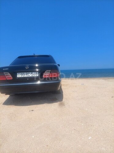 Mercedes E 240 2001, 349,000 km - 2.6 l - Biləsuvar