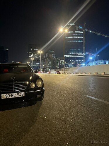 Mercedes E 240 2001, 349,000 km - 2.6 l - Biləsuvar