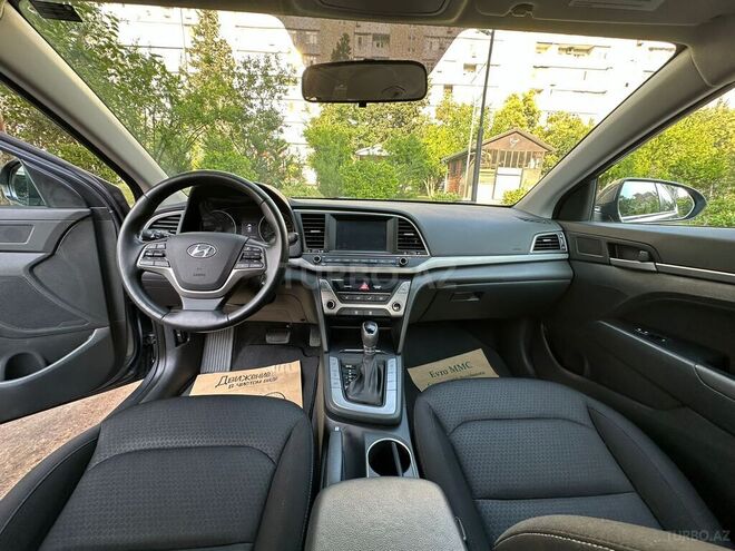 Hyundai Elantra 2017, 74,400 km - 2.0 l - Bakı