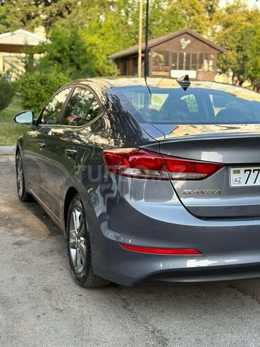 Hyundai Elantra 2017, 74,400 km - 2.0 l - Bakı