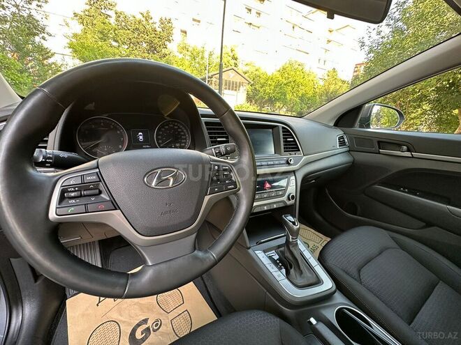 Hyundai Elantra 2017, 74,400 km - 2.0 l - Bakı