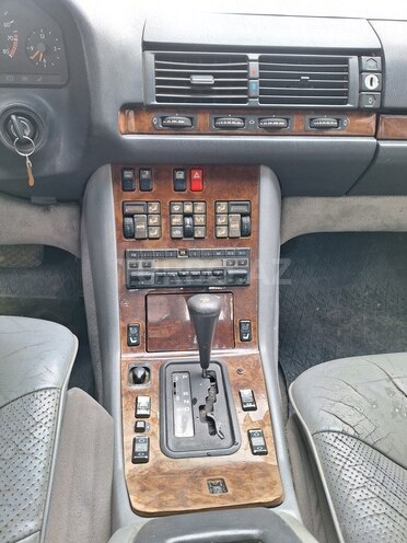Mercedes E 280 1993, 244,379 km - 2.8 л - Bakı