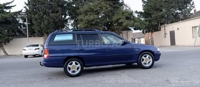 Opel Astra 1995, 350,000 km - 1.6 l - Bakı