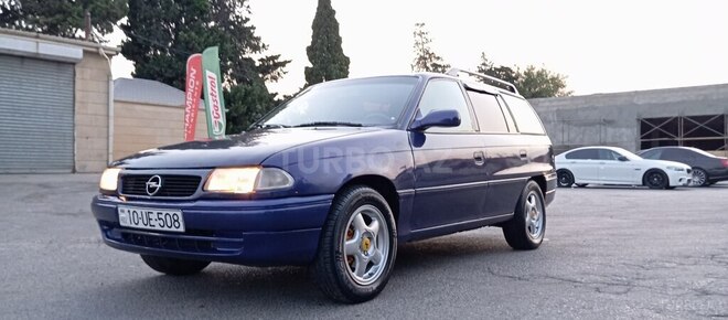 Opel Astra 1995, 350,000 km - 1.6 l - Bakı