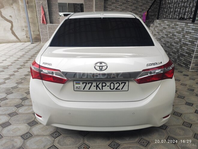 Toyota Corolla 2014, 174,022 km - 1.6 l - Bakı