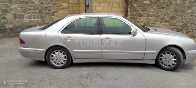 Mercedes E 240 1999, 280,000 km - 2.4 l - Şəki