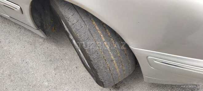 Mercedes E 240 1999, 280,000 km - 2.4 l - Şəki