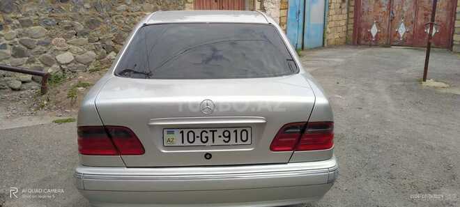 Mercedes E 240 1999, 280,000 km - 2.4 l - Şəki