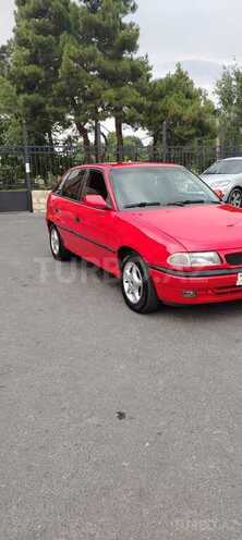 Opel Astra 1997, 355,555 km - 1.6 l - Şəki
