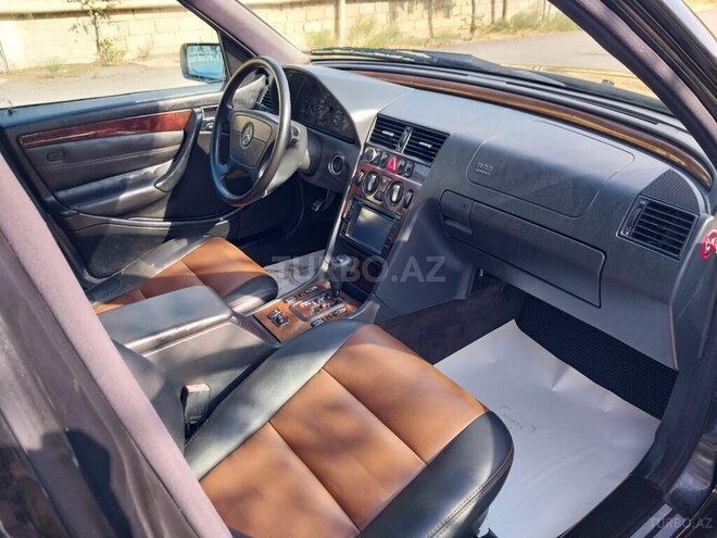 Mercedes C 240 1999, 321,452 km - 2.4 l - Bakı
