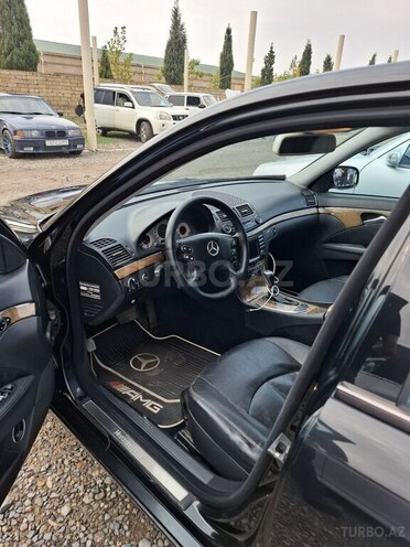 Mercedes E 350 2007, 290,000 km - 3.5 l - Bakı
