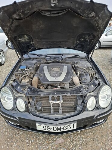 Mercedes E 350 2007, 290,000 km - 3.5 l - Bakı