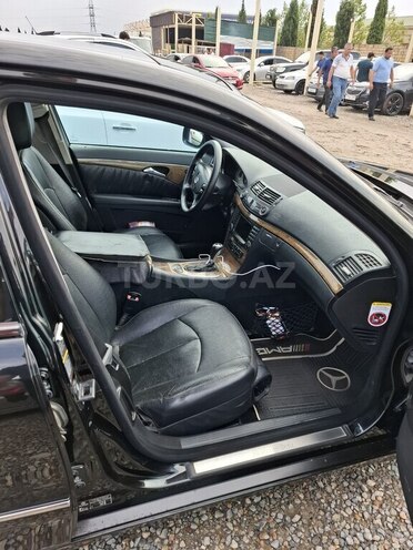 Mercedes E 350 2007, 290,000 km - 3.5 l - Bakı