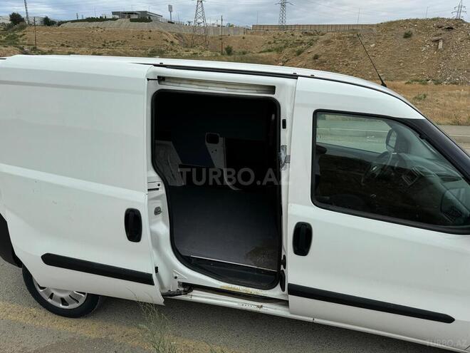 Fiat Doblo 2014, 318,400 km - 1.6 л - Bakı