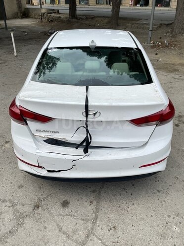 Hyundai Elantra 2017, 158,520 km - 2.0 l - Bakı