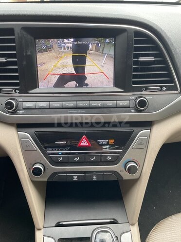 Hyundai Elantra 2017, 158,520 km - 2.0 l - Bakı