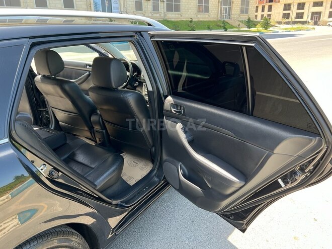 Toyota Avensis 2005, 292,000 km - 2.0 l - Bakı