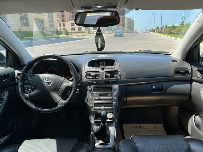 Toyota Avensis 2005, 292,000 km - 2.0 l - Bakı
