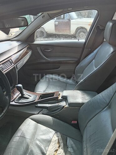 BMW 325 2006, 215,000 km - 2.5 l - Bakı