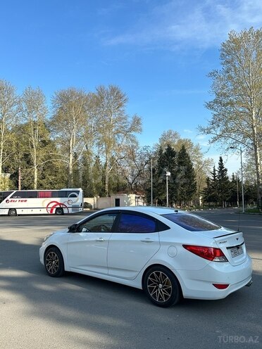 Hyundai Accent 2013, 195,000 km - 1.4 l - Mingəçevir