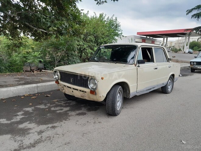 LADA (VAZ) 21011 1988, 200,000 km - 1.5 л - Gəncə