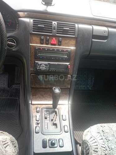 Mercedes E 230 1997, 420,462 km - 2.3 л - Bakı