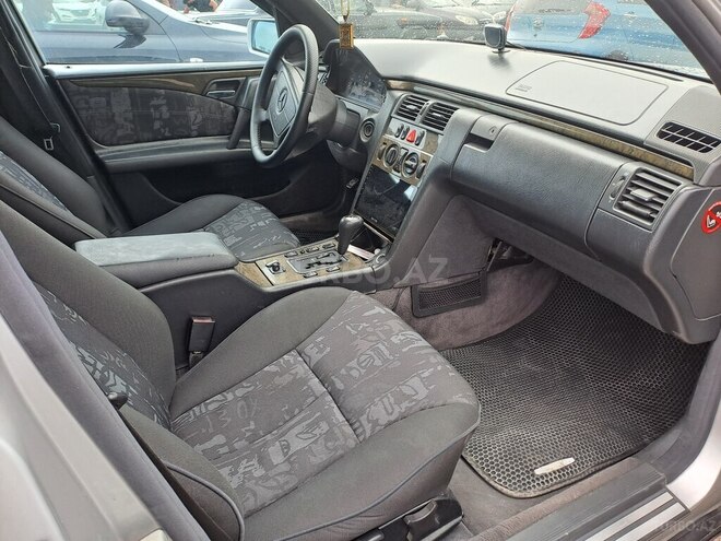 Mercedes E 230 1997, 400,000 km - 2.3 l - Bakı