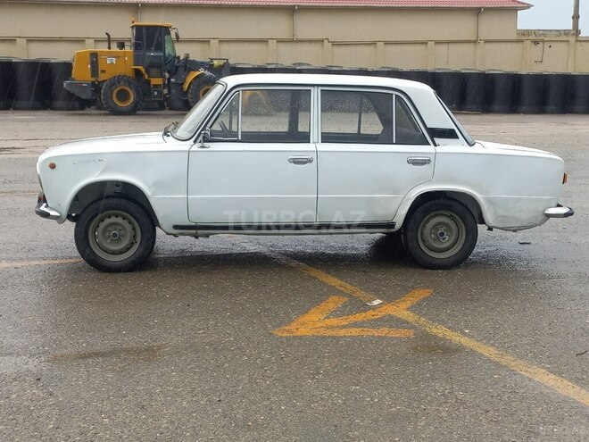 LADA (VAZ) 21011 1984, 90,000 km - 1.3 l - Bakı