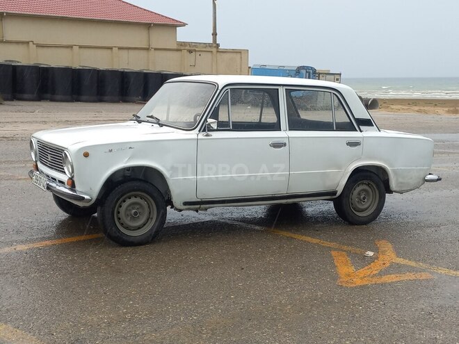 LADA (VAZ) 21011 1984, 90,000 km - 1.3 l - Bakı
